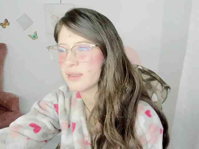 ZooeyBelair webcam