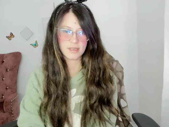 ZooeyBelair webcam