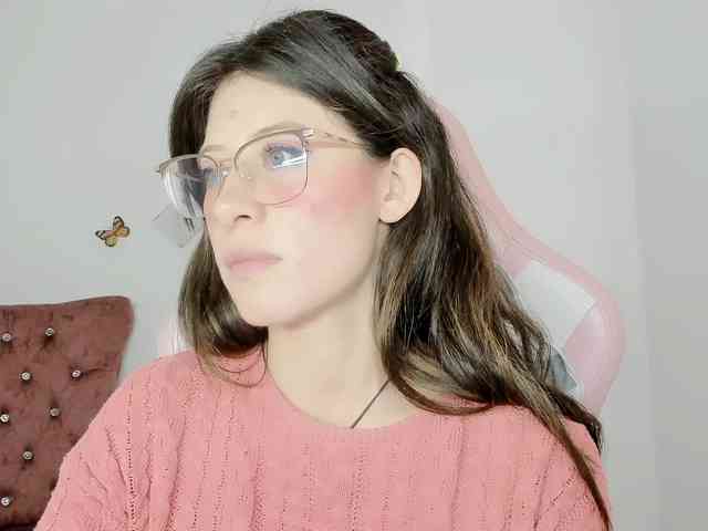ZooeyBelair webcam