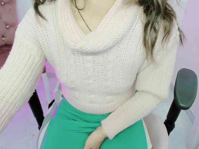 ZooeyBelair webcam