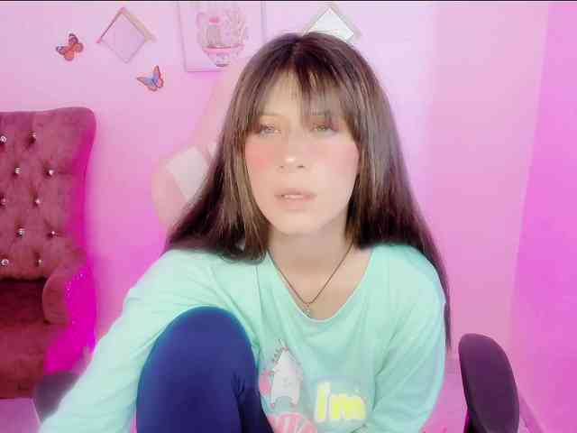 ZooeyBelair webcam