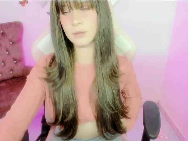 ZooeyBelair webcam