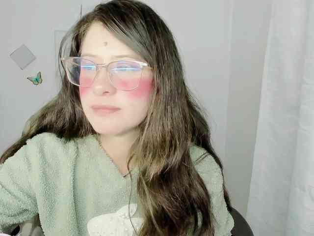 ZooeyBelair webcam