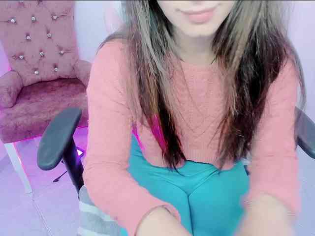 ZooeyBelair webcam