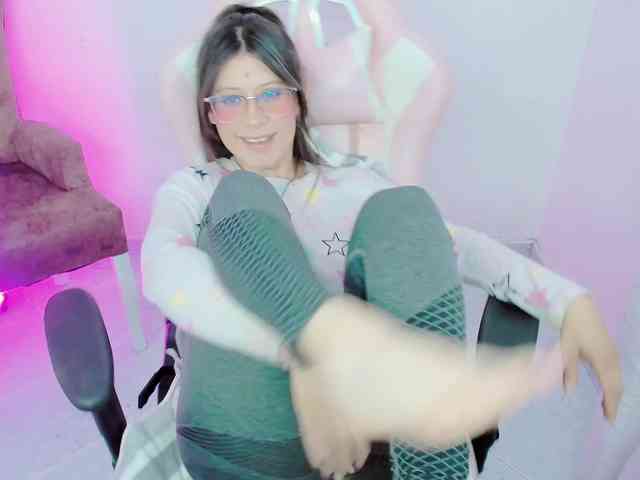 ZooeyBelair webcam