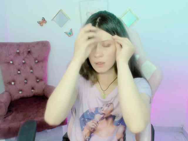ZooeyBelair webcam