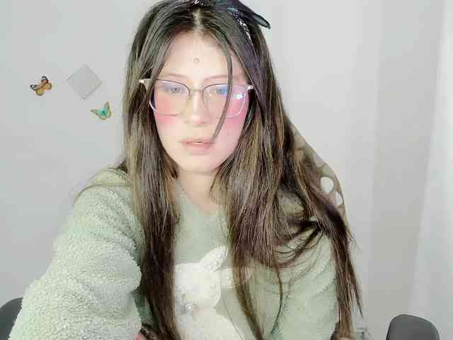 ZooeyBelair webcam