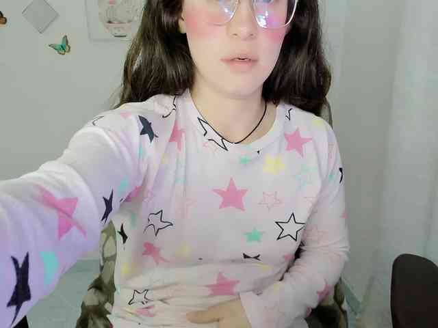 ZooeyBelair webcam