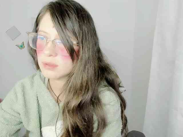ZooeyBelair webcam
