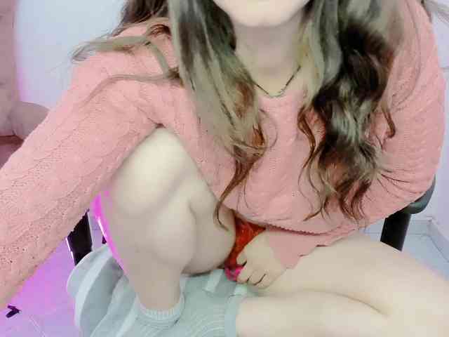 ZooeyBelair webcam