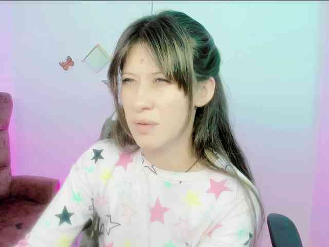 ZooeyBelair webcam