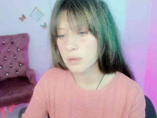 ZooeyBelair webcam