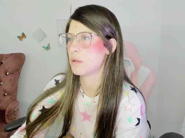 ZooeyBelair webcam