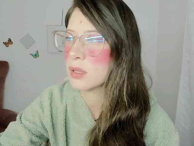ZooeyBelair webcam