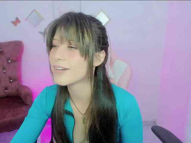 ZooeyBelair webcam