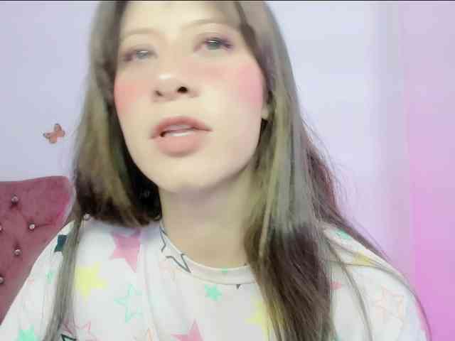 ZooeyBelair webcam