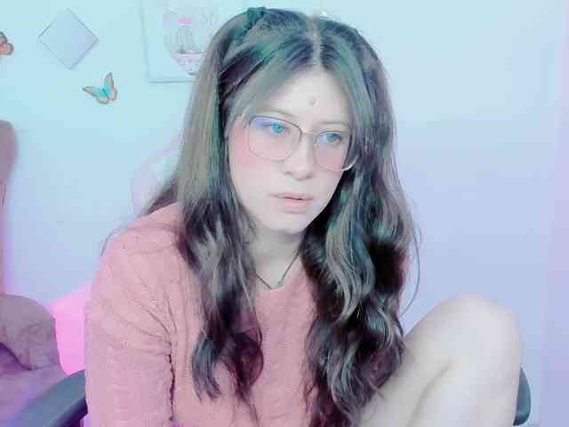 ZooeyBelair webcam