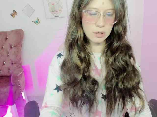 ZooeyBelair webcam