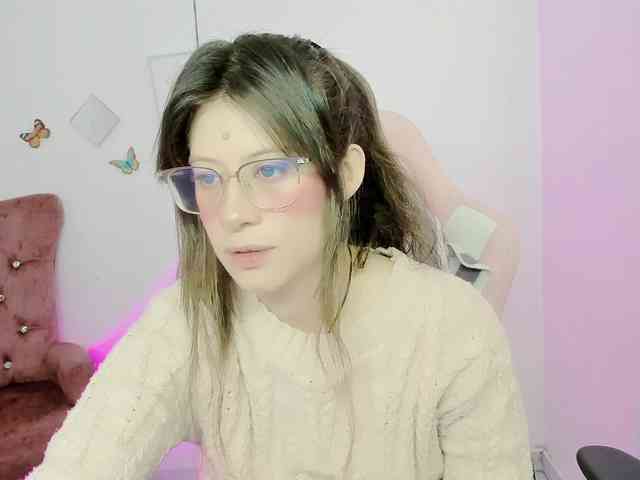 ZooeyBelair webcam
