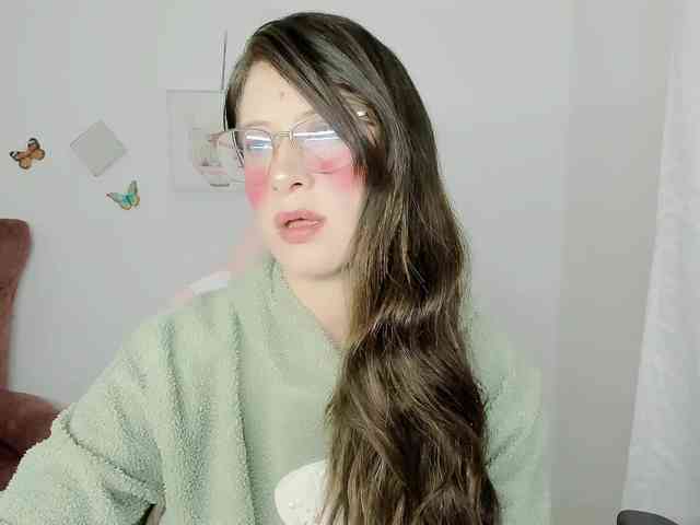 ZooeyBelair webcam