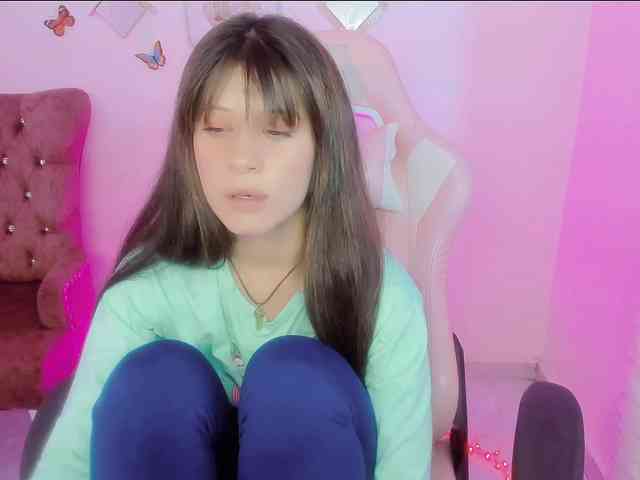 ZooeyBelair webcam