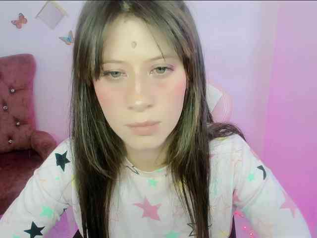 ZooeyBelair webcam