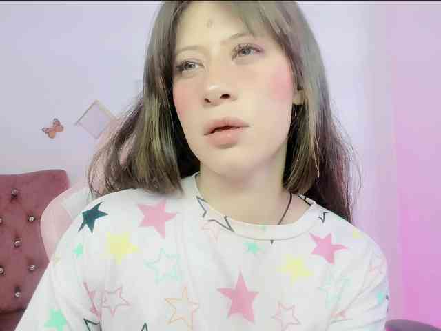 ZooeyBelair webcam
