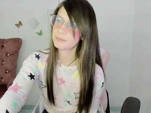 ZooeyBelair webcam