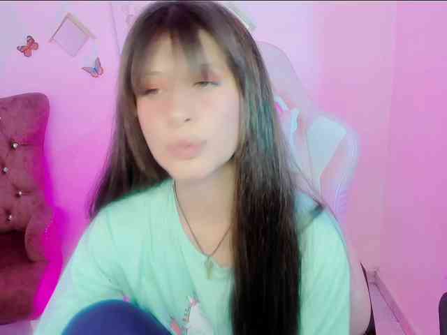 ZooeyBelair webcam