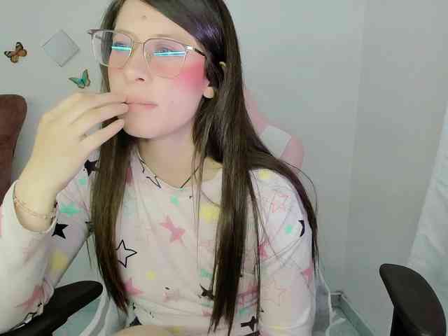 ZooeyBelair webcam