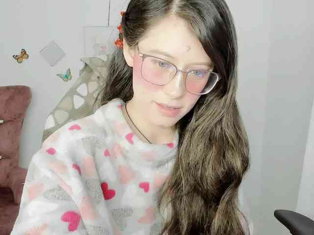 ZooeyBelair webcam