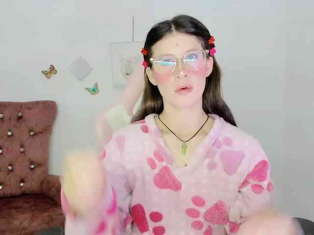 ZooeyBelair webcam