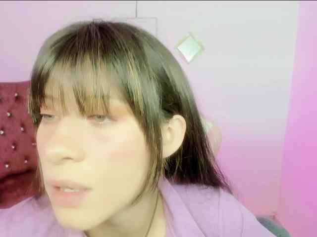 ZooeyBelair webcam