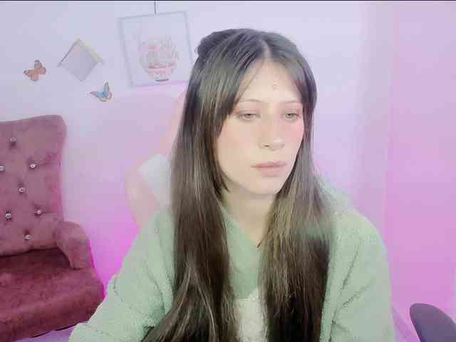 ZooeyBelair webcam