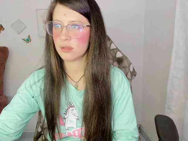 ZooeyBelair webcam