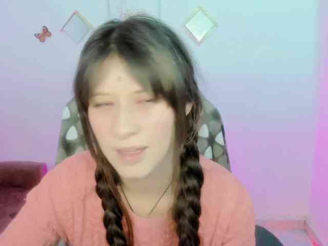 ZooeyBelair webcam