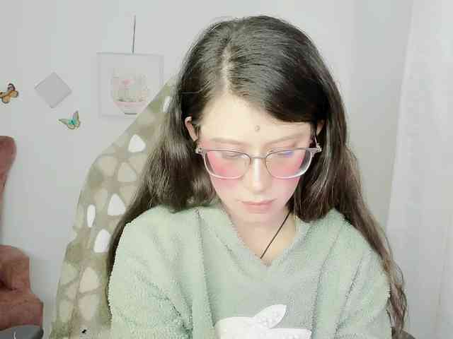 ZooeyBelair webcam