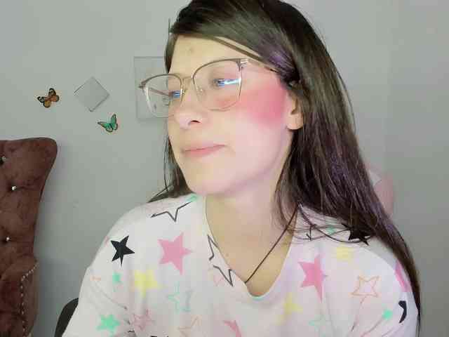 ZooeyBelair webcam