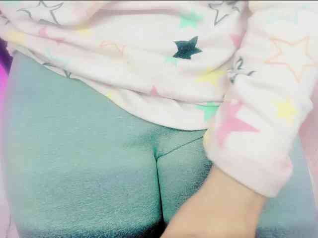 ZooeyBelair webcam