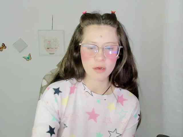 ZooeyBelair webcam