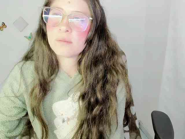 ZooeyBelair webcam
