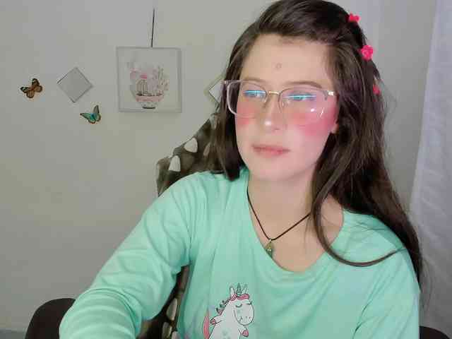 ZooeyBelair webcam