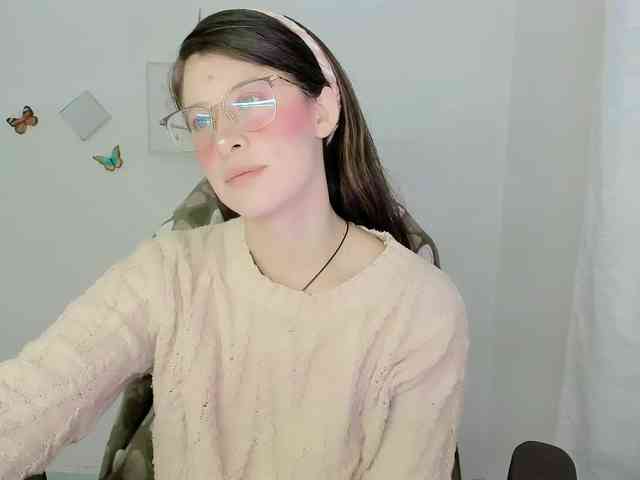ZooeyBelair webcam