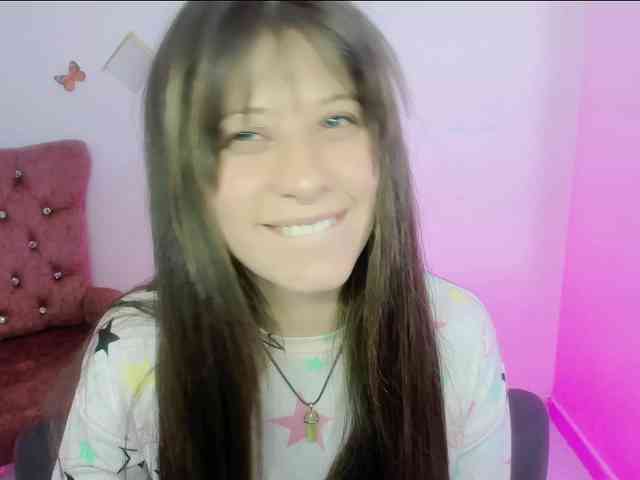ZooeyBelair webcam