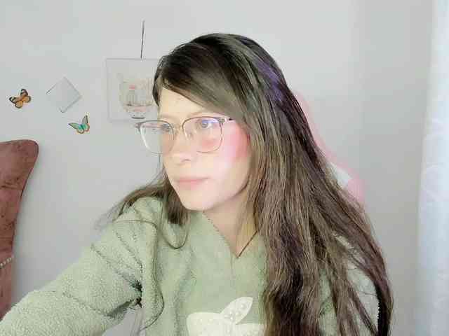 ZooeyBelair webcam