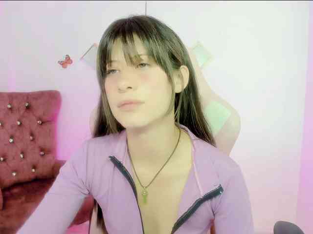 ZooeyBelair webcam