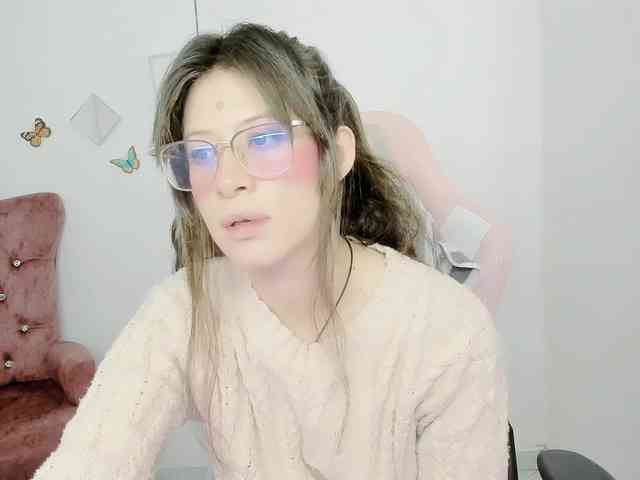 ZooeyBelair webcam