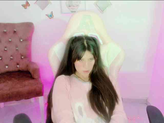 ZooeyBelair webcam