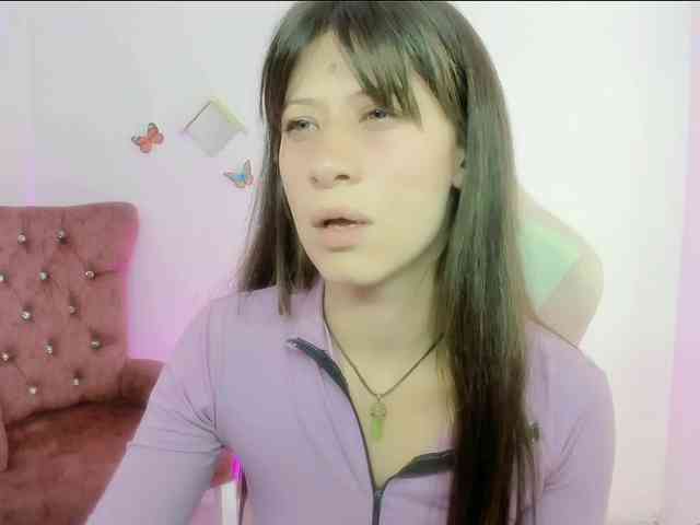 ZooeyBelair webcam