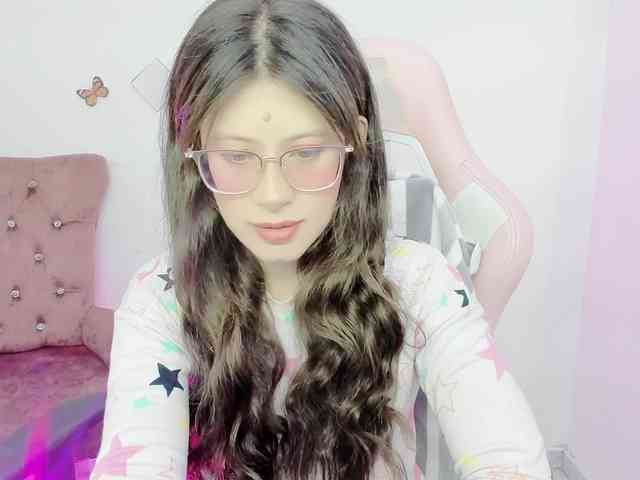 ZooeyBelair webcam